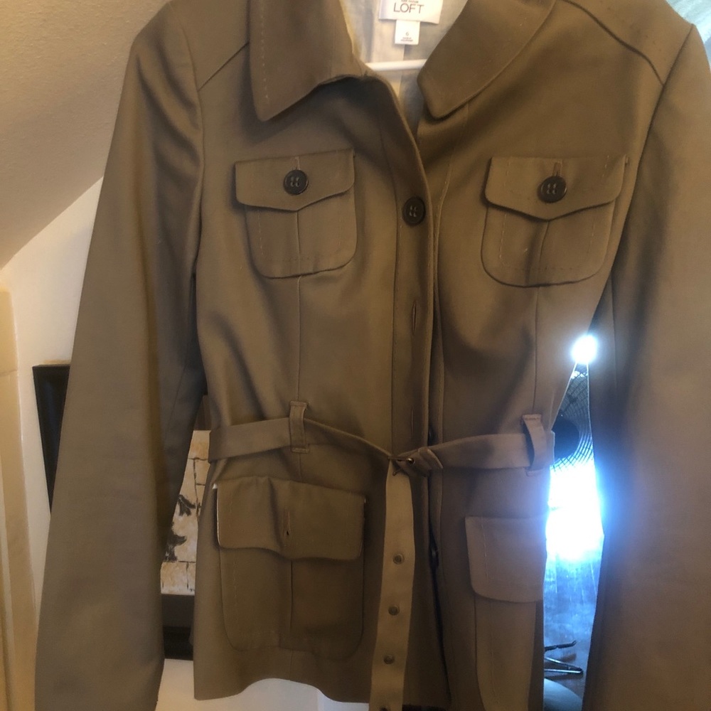 Ann Taylor Loft NWOT Size 6 Jacket